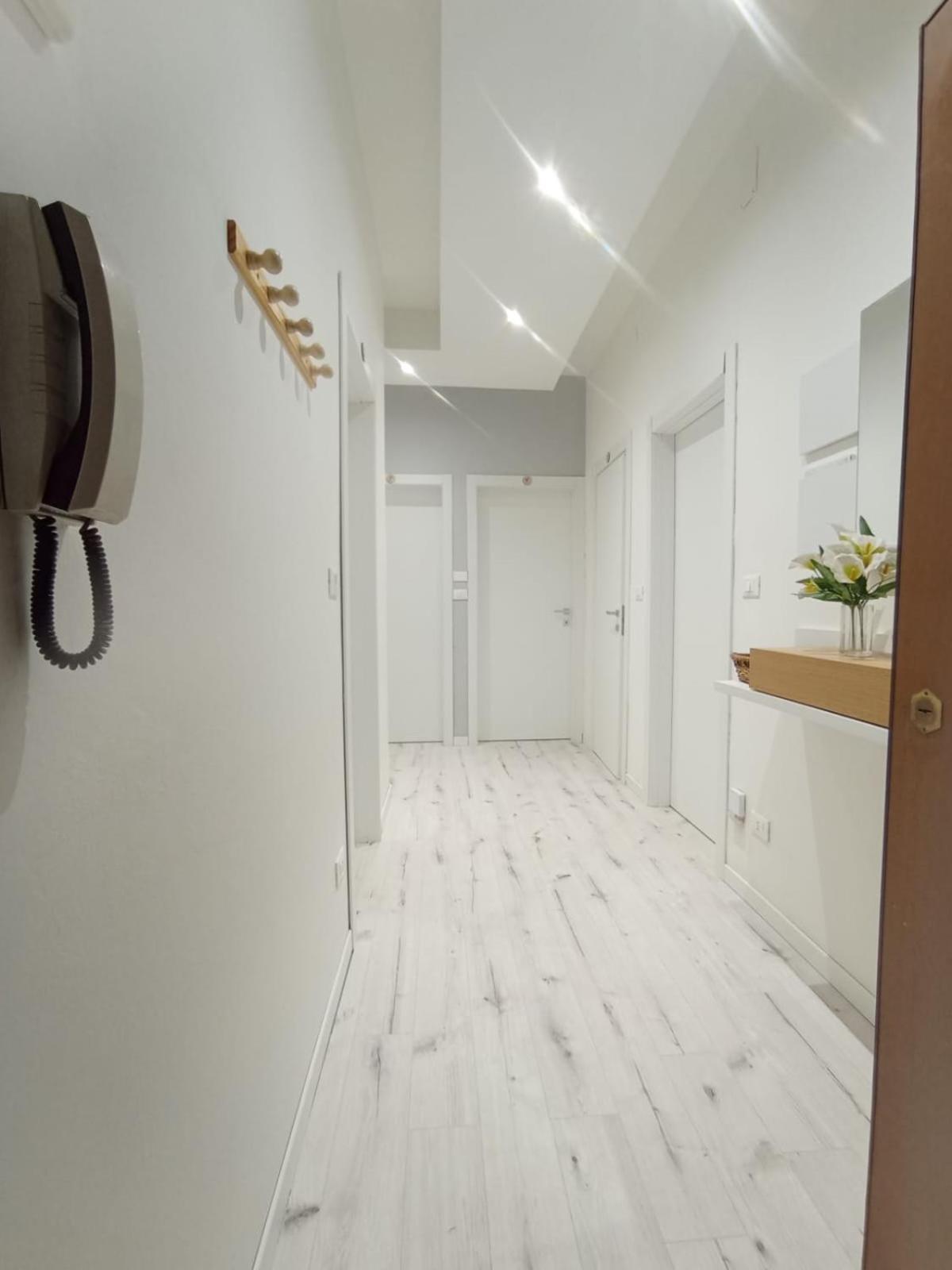 La Dimora Degli Artisti - Bologna Bed & Breakfast ภายนอก รูปภาพ