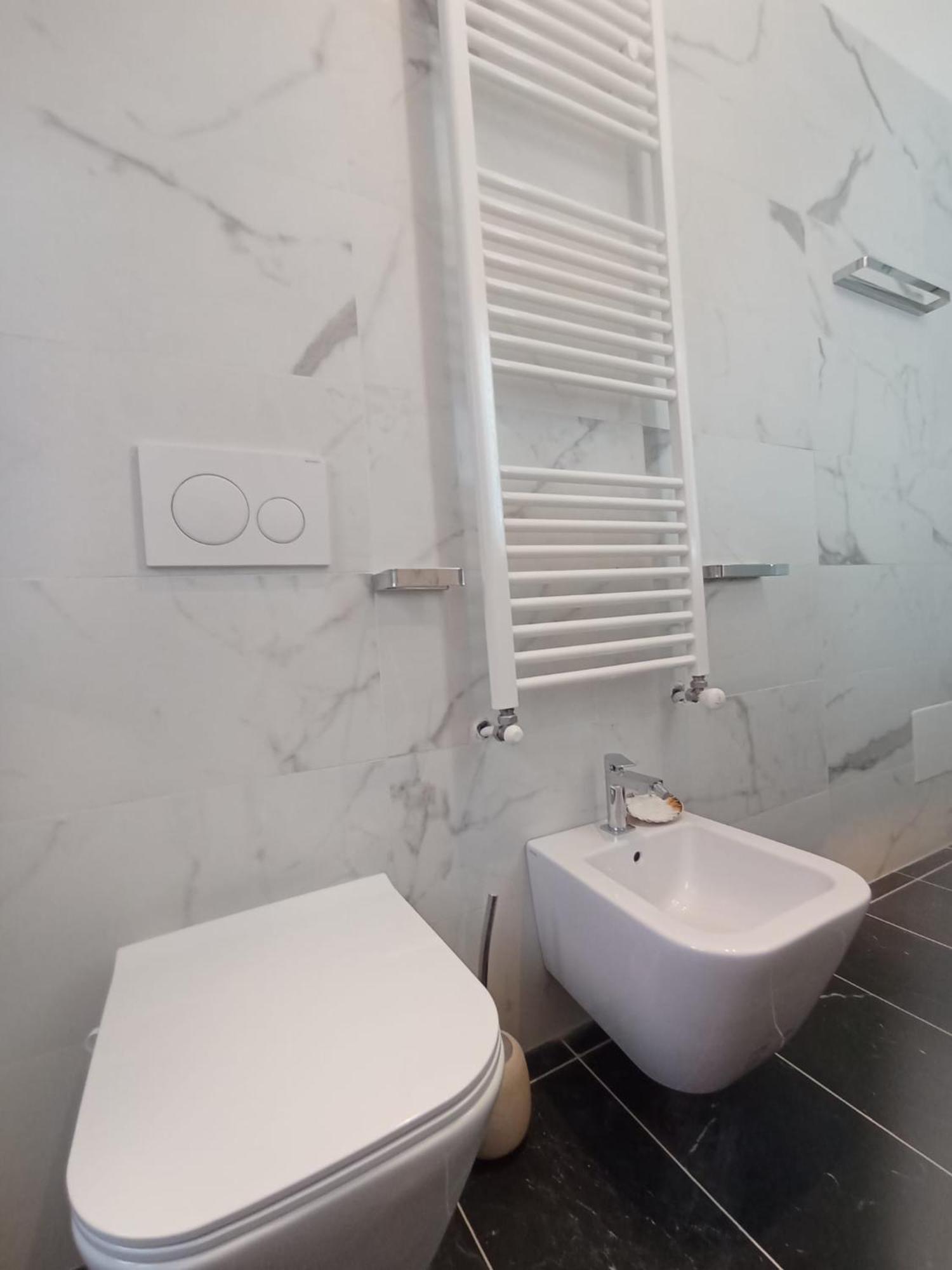 La Dimora Degli Artisti - Bologna Bed & Breakfast ภายนอก รูปภาพ