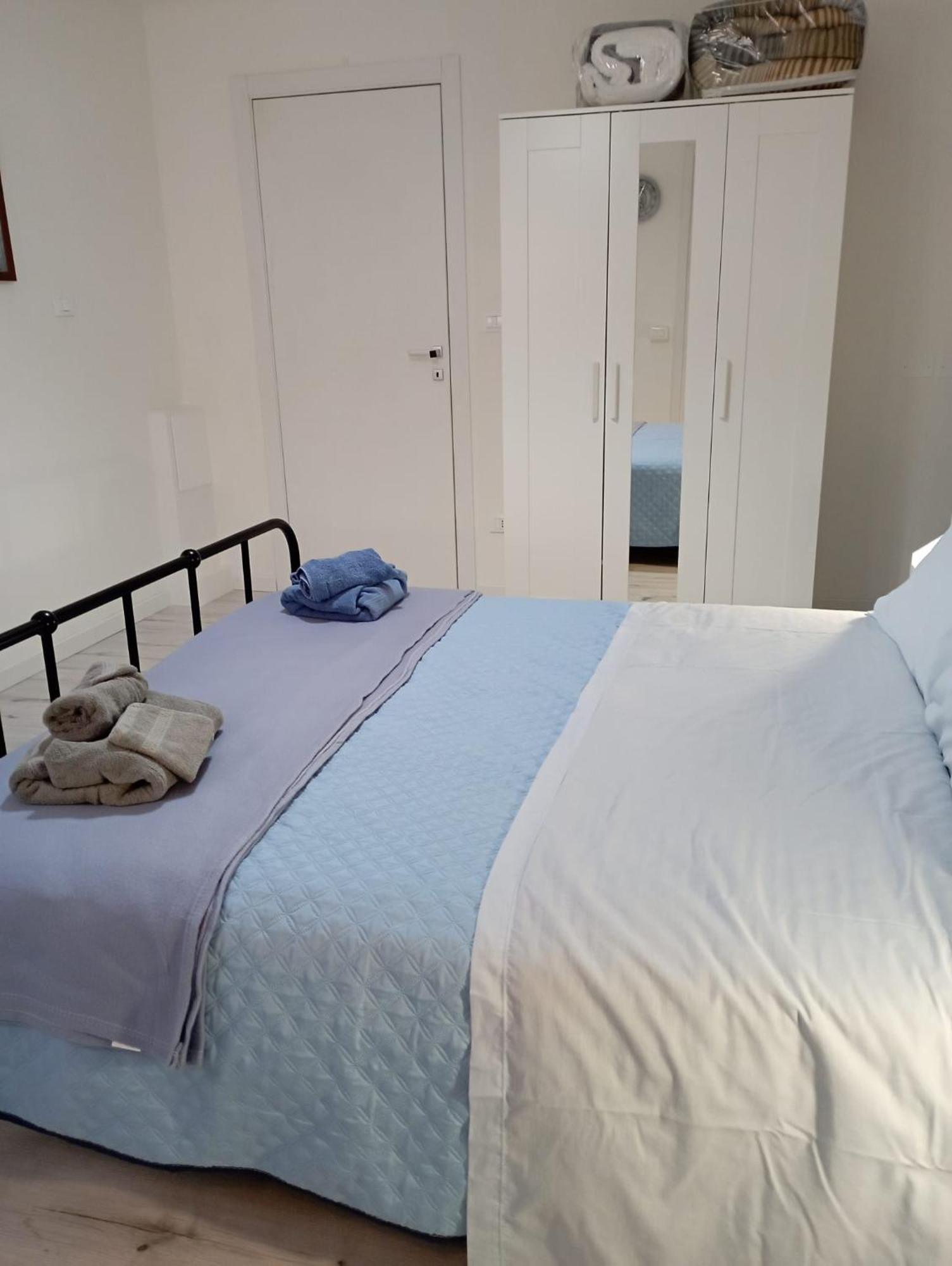 La Dimora Degli Artisti - Bologna Bed & Breakfast ภายนอก รูปภาพ